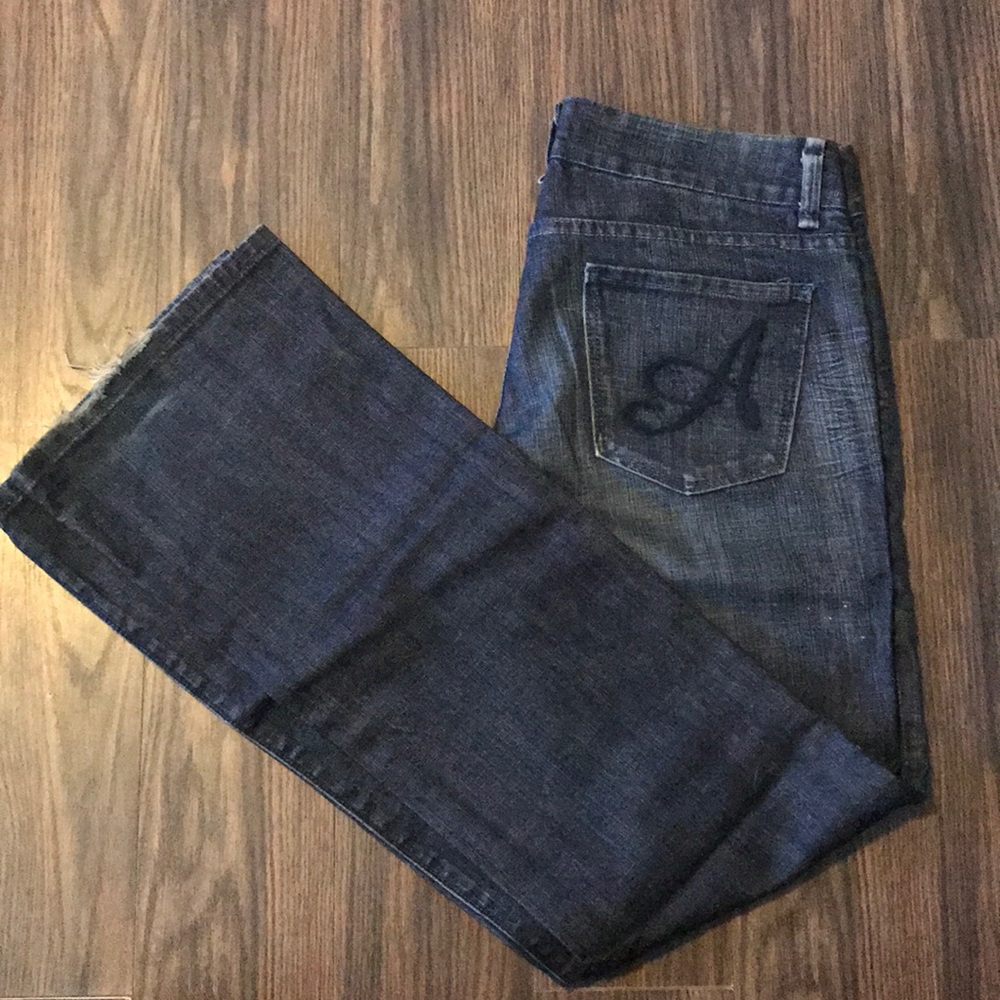Anoname jeans, size 31  (12 US)